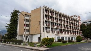 Неплатени сметки го оставија без струја студентскиот дом „Никола Карев“ во Охрид