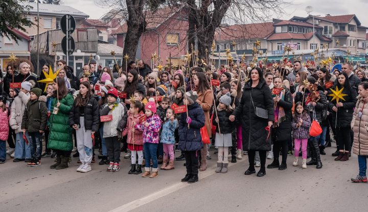 Работилница за изработка на ѕвездите за Бадниковата поворка