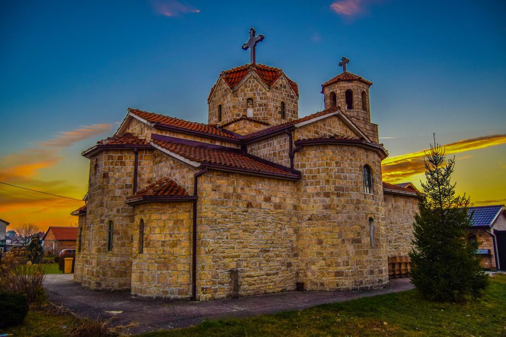 Утрена богослужба и литургија во црквата Св. Троица по повод празникот Св.Трифун