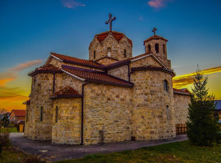 Утрена богослужба и литургија во црквата Св. Троица по повод празникот Св.Трифун