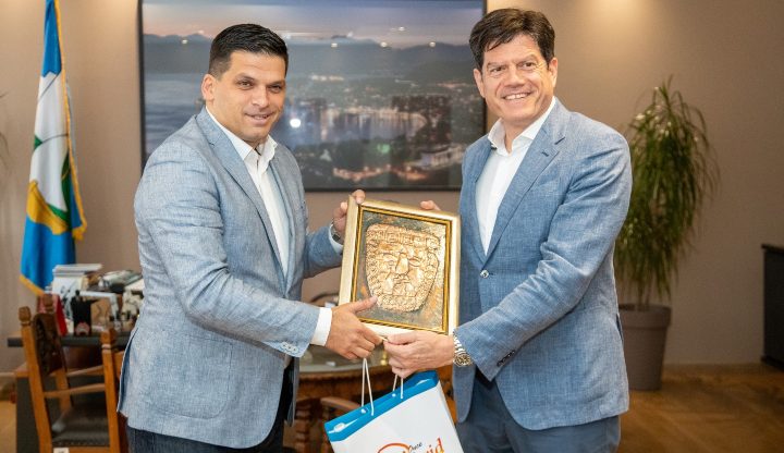 Предизвиците со кои се соочува Охрид, статусот под УНЕСКО, реализација на ЕУ проекти во фокусот на средбата Пецаков – Рокас