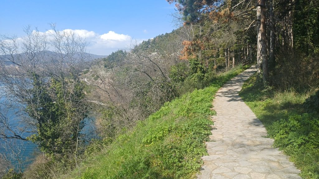 Да се комплетира заштитната ограда на патеката Канео – Плаошник – Лабино (Фото)