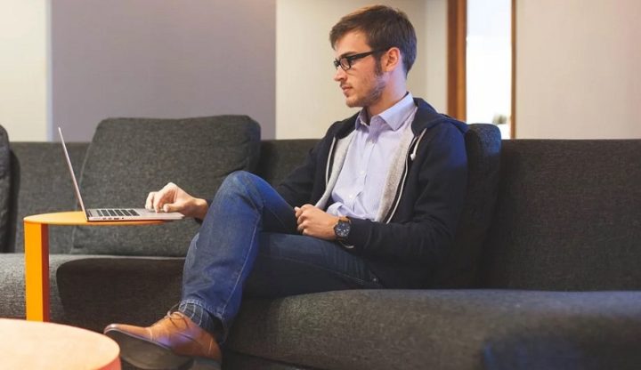 Здравје: Седечкиот начин на живот го забрзува стареењето на мозокот