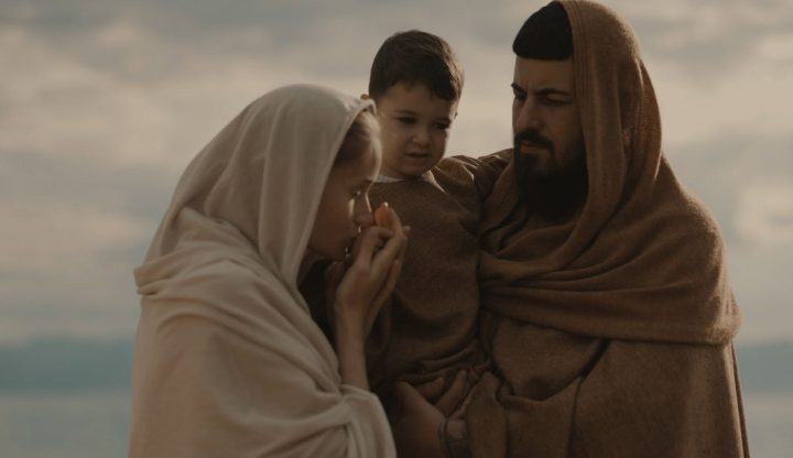 „Mama/Abba“ – нова песна на Тајзи посветена на семејството, верата и вистинските вредности